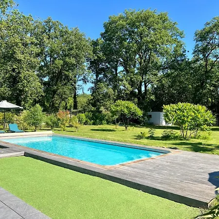 Villa Le Jardin D'eden : Superbe Face A La Foret Pouille (Vienne)
