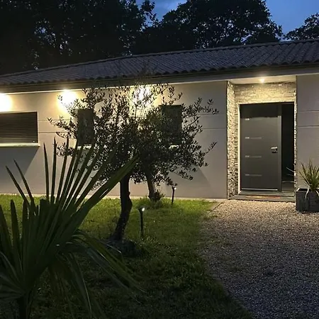 Villa Le Jardin D'eden : Superbe Face A La Foret